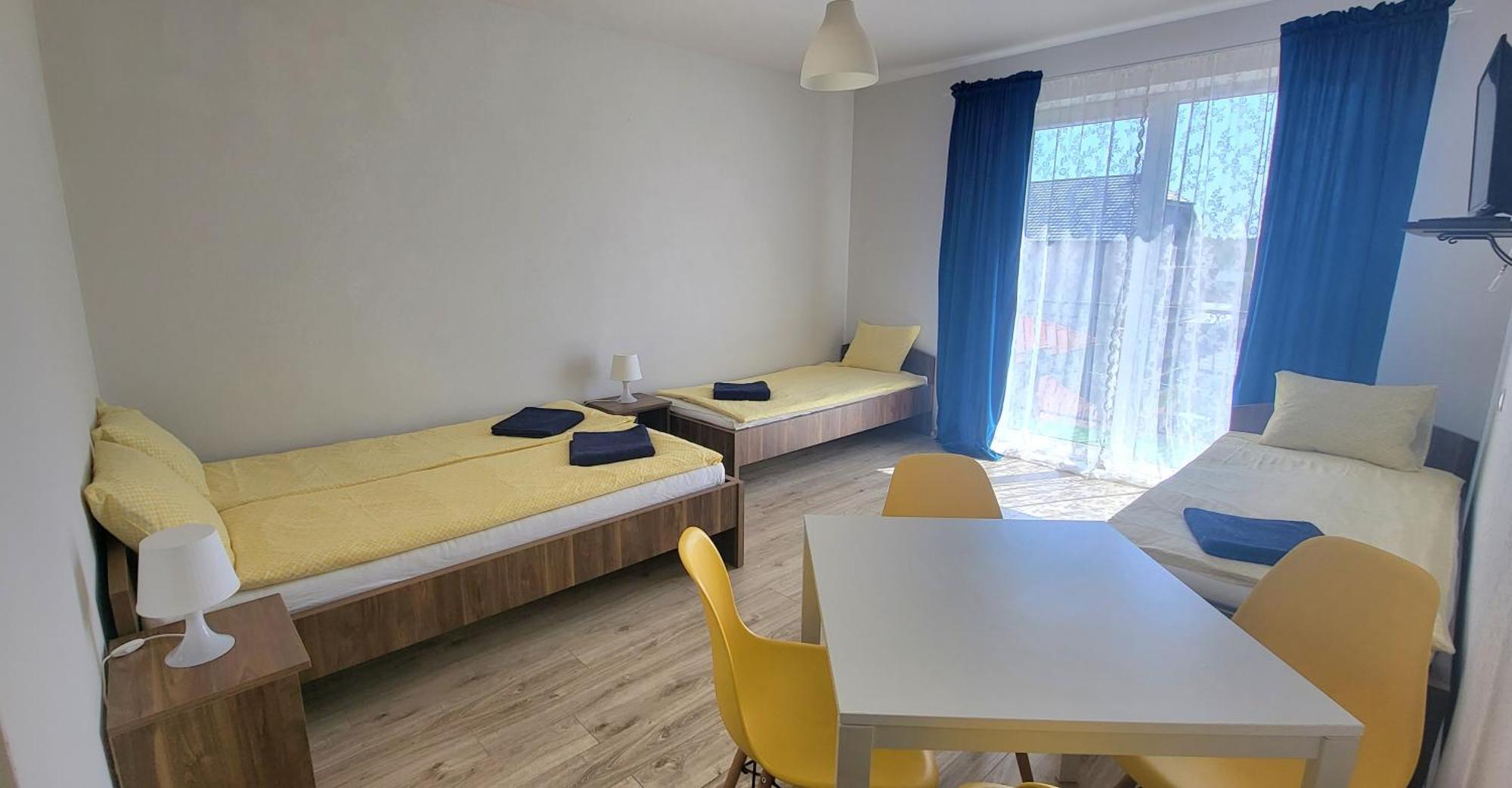 Emada- Pokoje Goscinne I Studia Ostrowo  Cameră foto